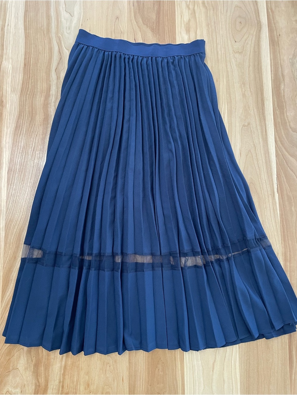 Lili Sidonio By Molly Bracken Navy pleated Maxi Skirt With Sheer Stripe Size M/L